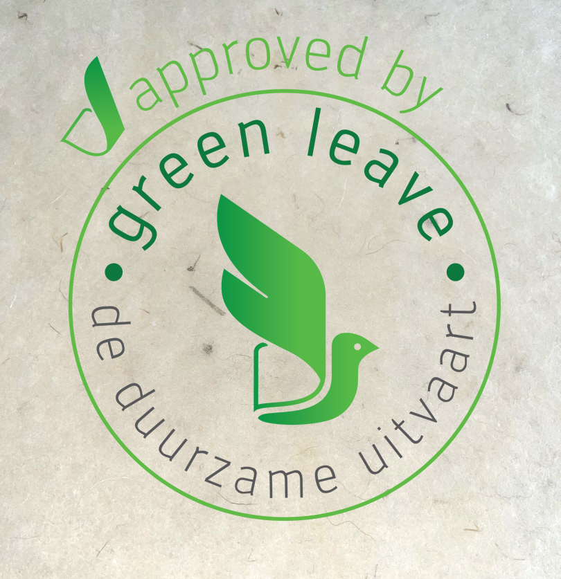 Begrafeniskleding: Incontinentieslip tegen doorlekken na overlijden, van milieuvriendelijke wol, geheel afbreekbaar.